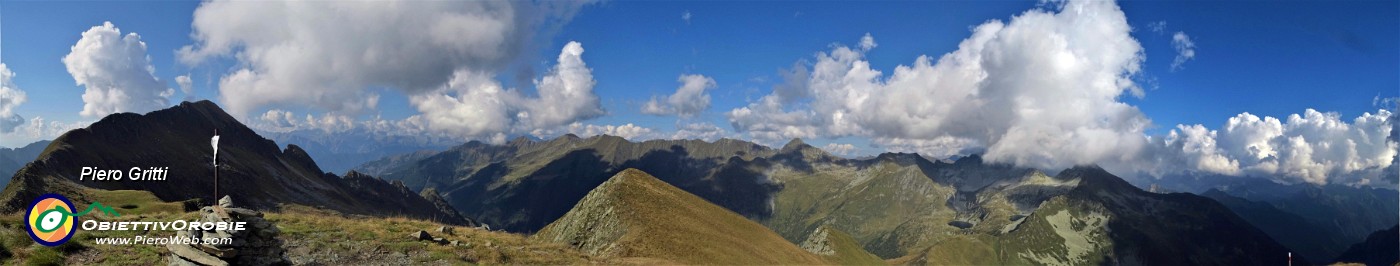 89 Panoramica da Cima Lemma (2349 m) con Pizzo Scala a sx eCadelle, Valegino...a dx .jpg